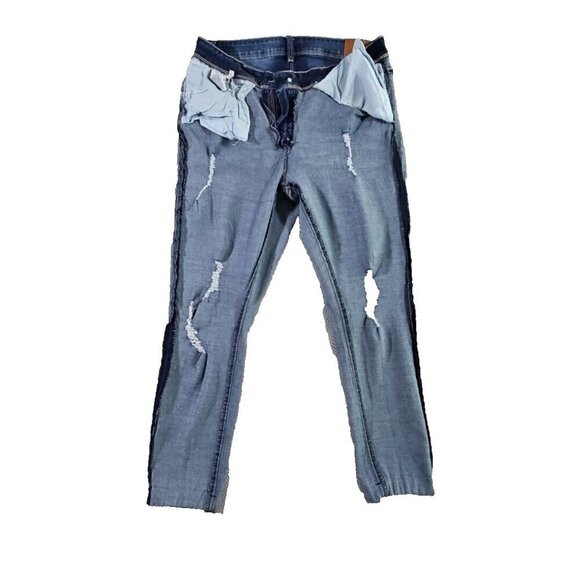 California Vintage Jeans Women's 16 (W34 L26) Med Wash Tapered Cut Distressed - Picture 5 of 16